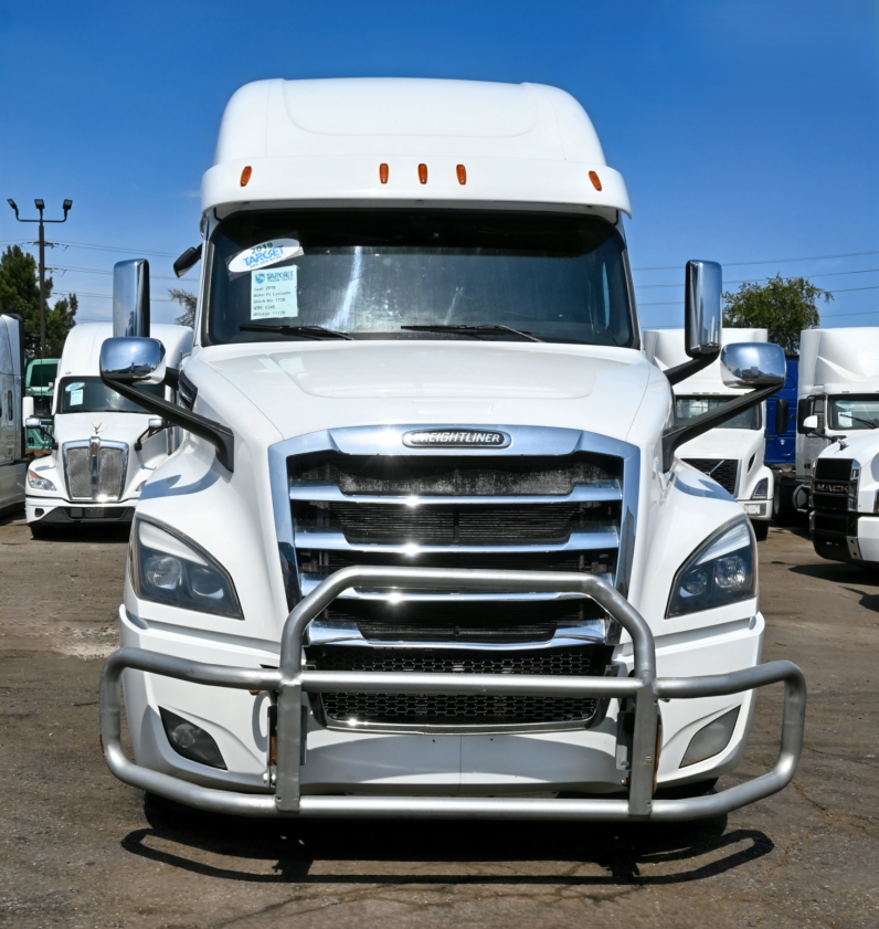 
								2019 FL Cascadia full									