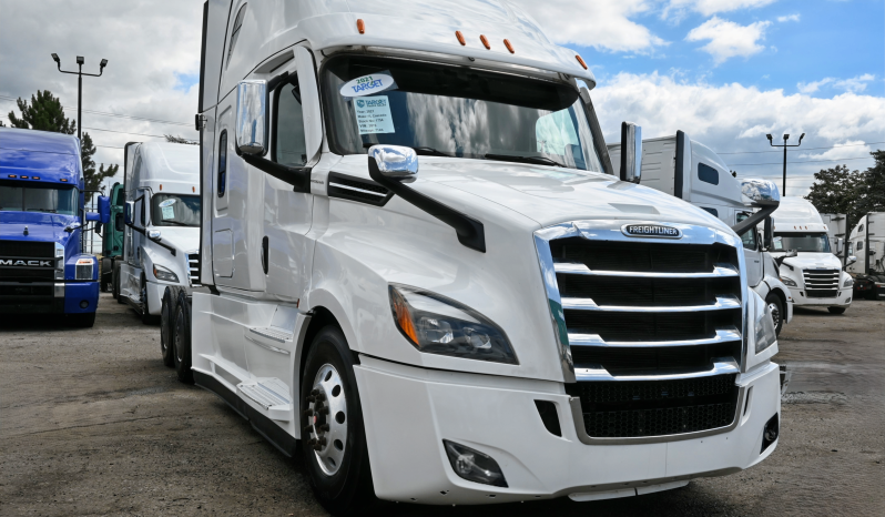 
								2021 Freightliner Cascadia full									