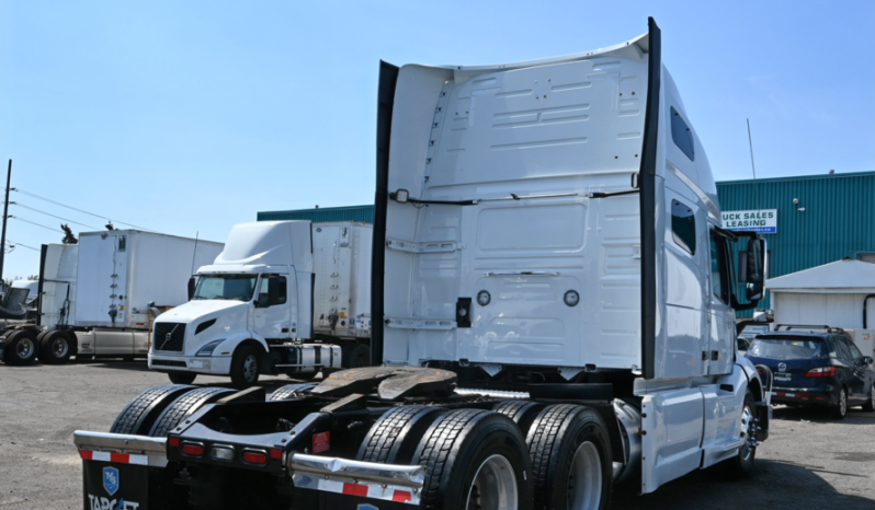 
								2021 Volvo 760 full									