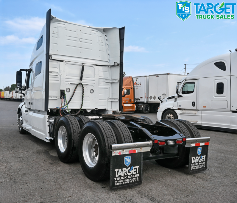 
								2021 Volvo 760 full									