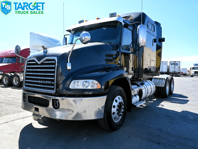 2016 Mack Pinnacle