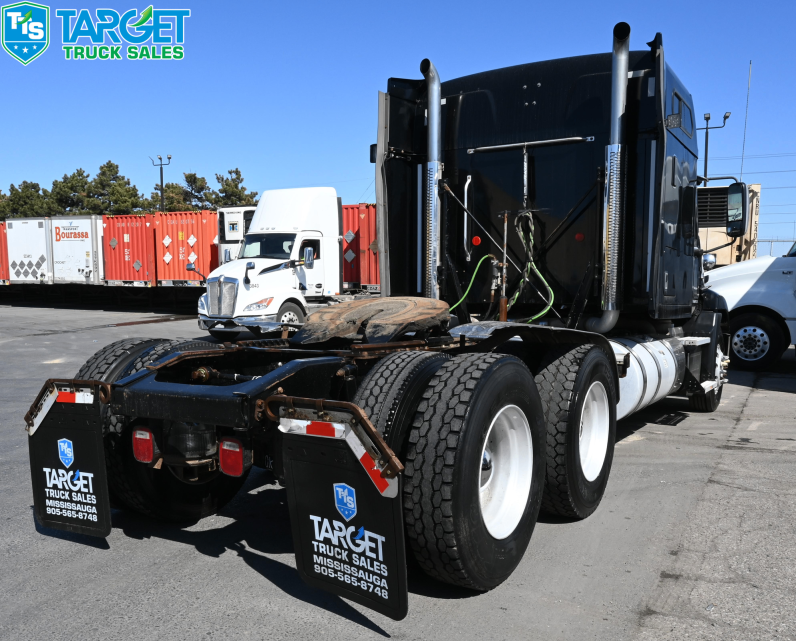 
								2016 Mack Pinnacle full									